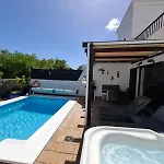 Casa Pedro - Duplex With Jacuzzi, Pool, Ac And Sea Views Дом отдыха