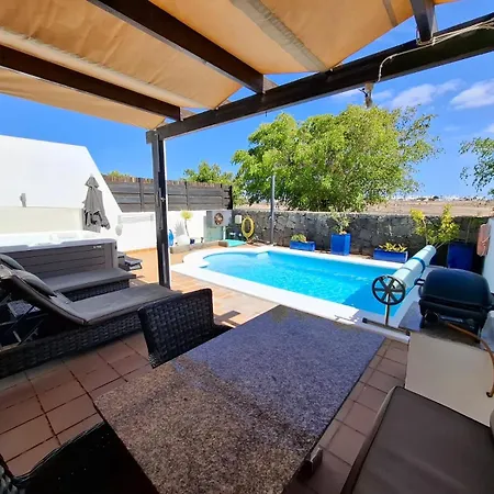 Casa Pedro - Duplex With Jacuzzi, Pool, Ac And Sea Views Semesterbostad *